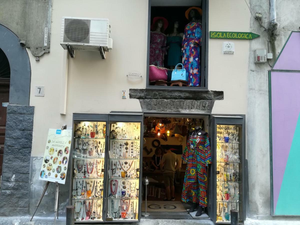 "Dint E Viche E Napule" Guest House Napoli Exterior foto